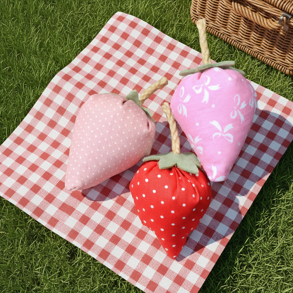 Fabric Strawberry Home Decoration Small Ornament Popular Home Tray Decorations Handmade Gifts 6 PCS